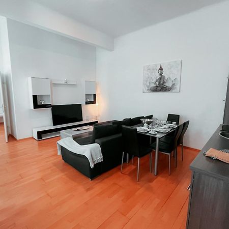 Raimond Apartment Ottakringer Top 10 Vienna Exterior photo